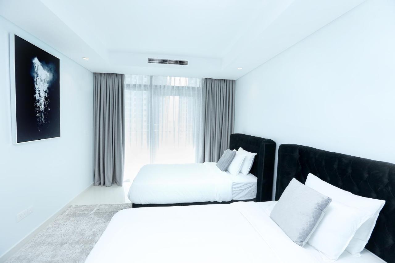 Paramount Midtown -Stunning 2 Bedroom Apt With Burj-Khalifa View Дубай Екстериор снимка