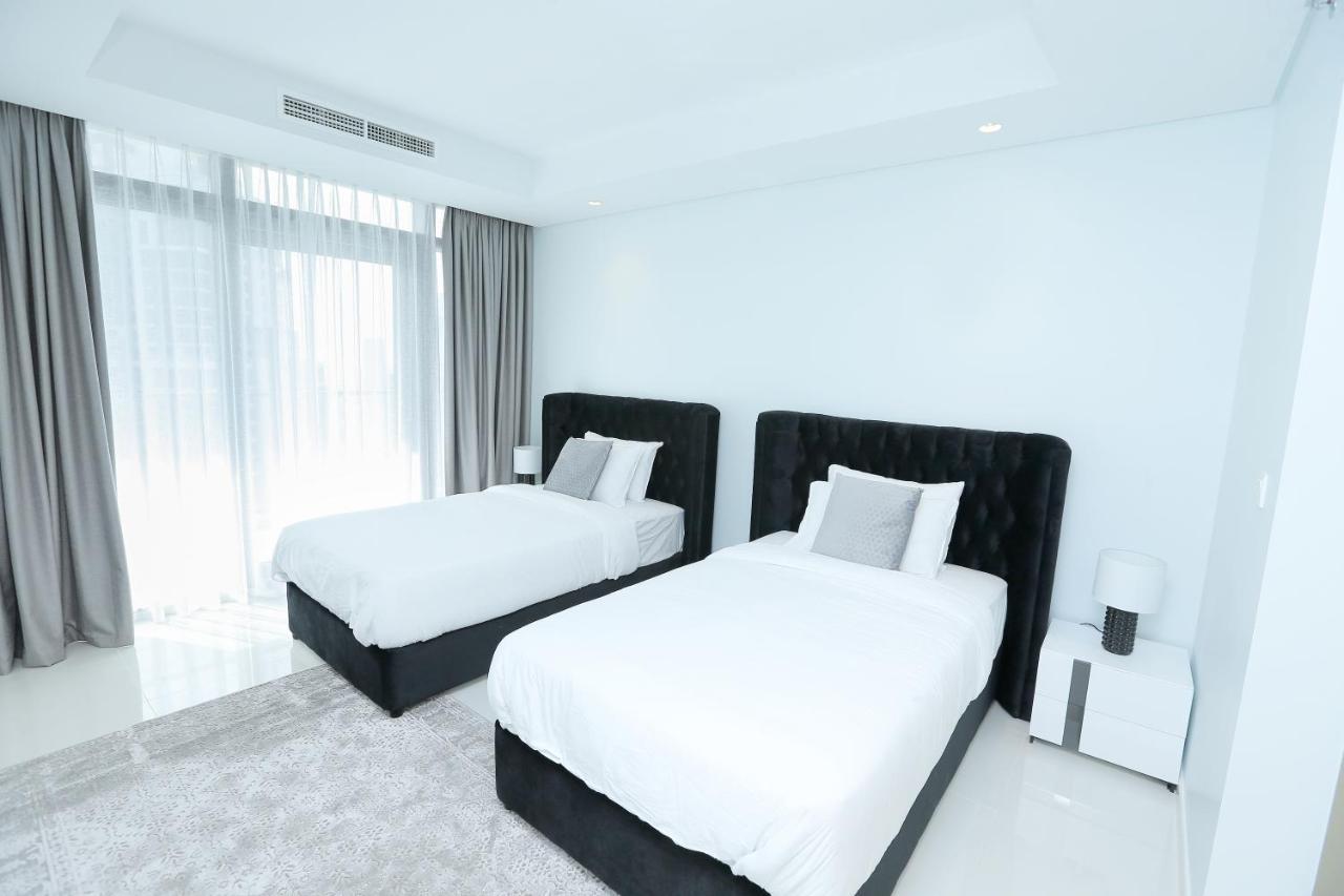 Paramount Midtown -Stunning 2 Bedroom Apt With Burj-Khalifa View Дубай Екстериор снимка